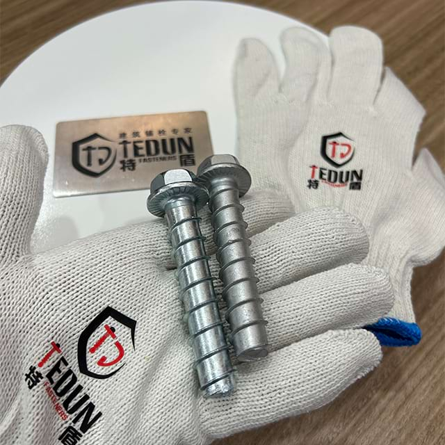 Concrete Self-Tapping Anchor Bolt With Hex Head